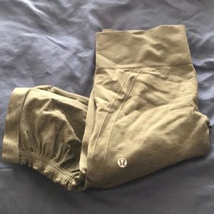 Lululemon Crops